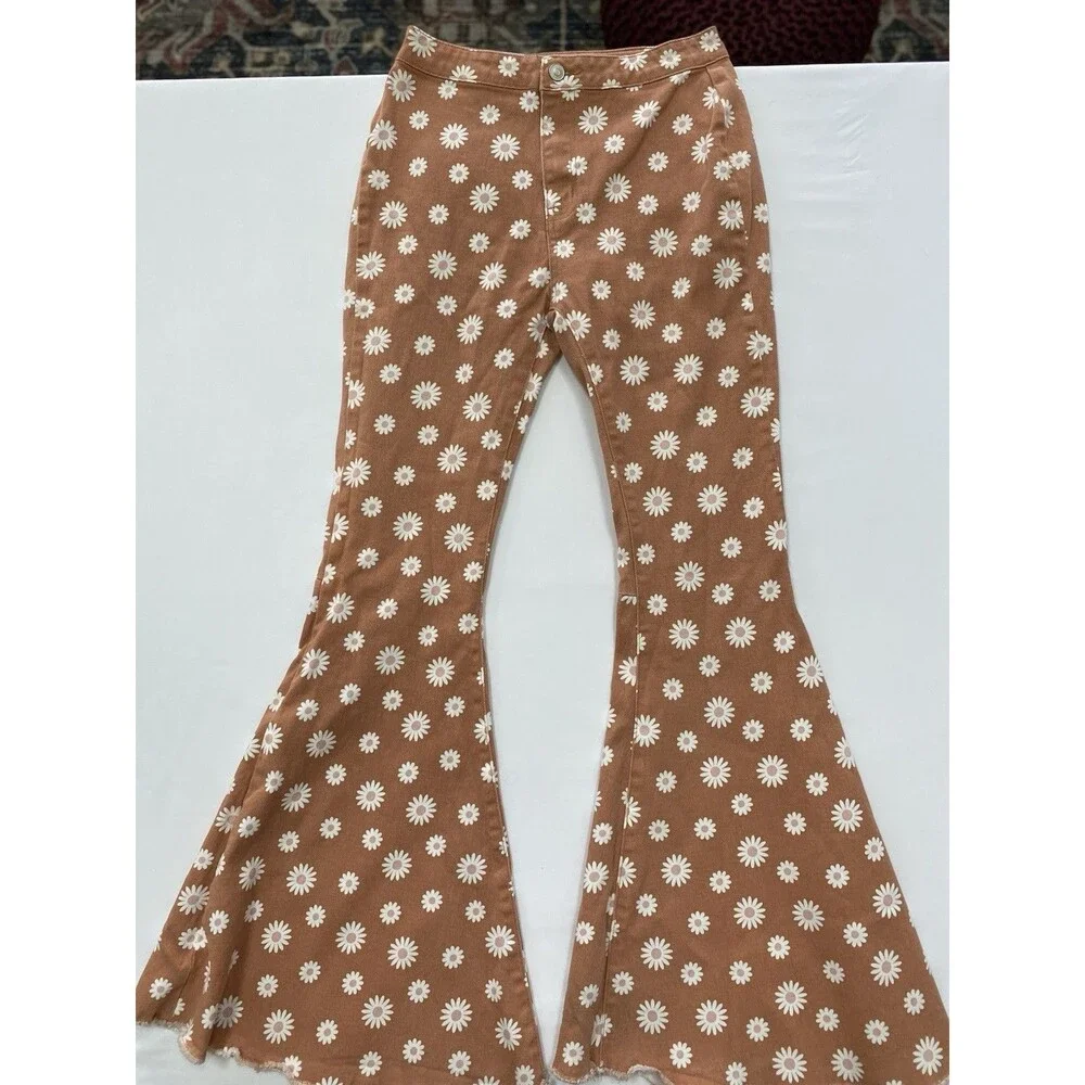 Altar'd State Daisy Print Bell Bottom Flare Jeans Medium Boho Hippie Chic - Picture 1 of 10